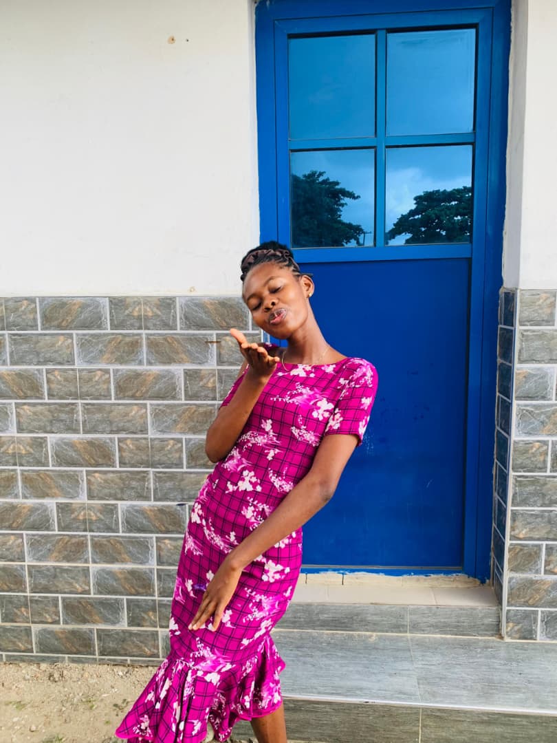 Broken Crayon Still Colour